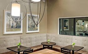 Garrison Hotel & Suites Dover-Portsmouth, An Ascend Collection Hotel